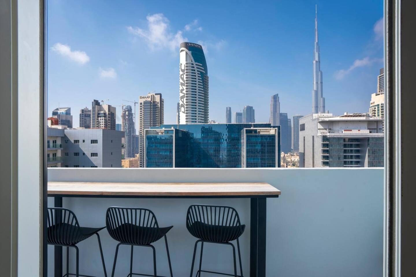 5-Star Burj Khalifa View In Boho With Pool & Gym! Lejlighed Dubai Eksteriør billede